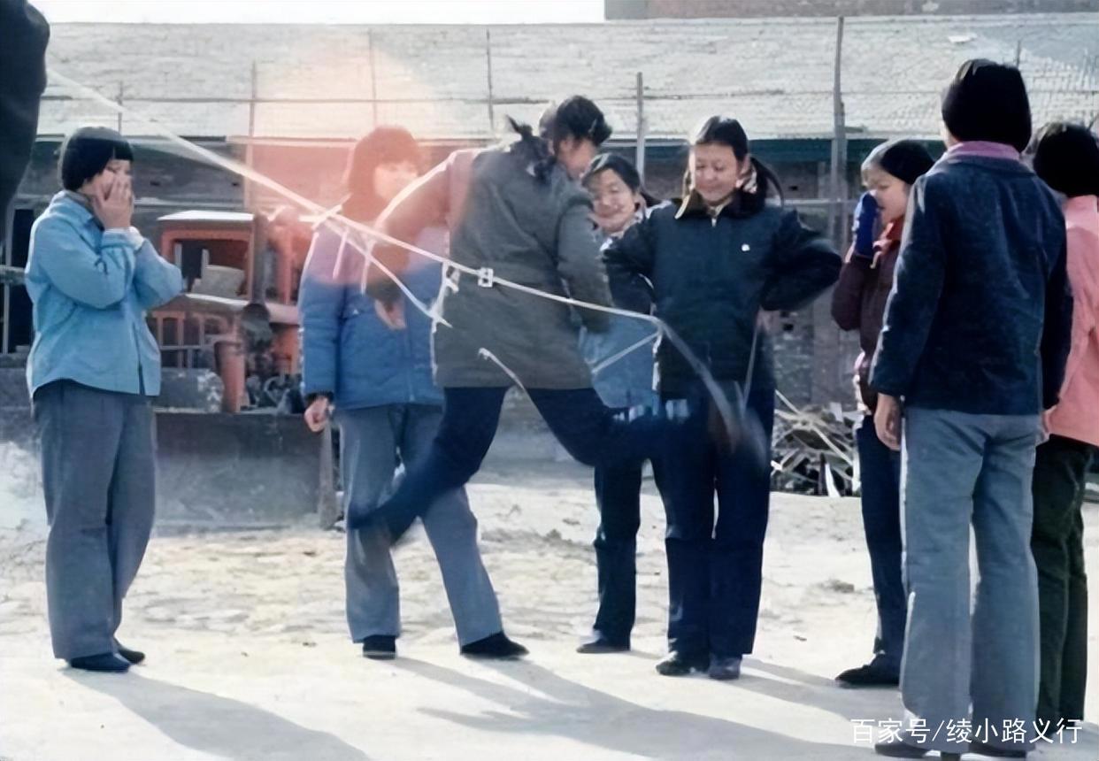 为何《圣斗士星矢》中国比日本更有人气?因为40年前真有人练过!